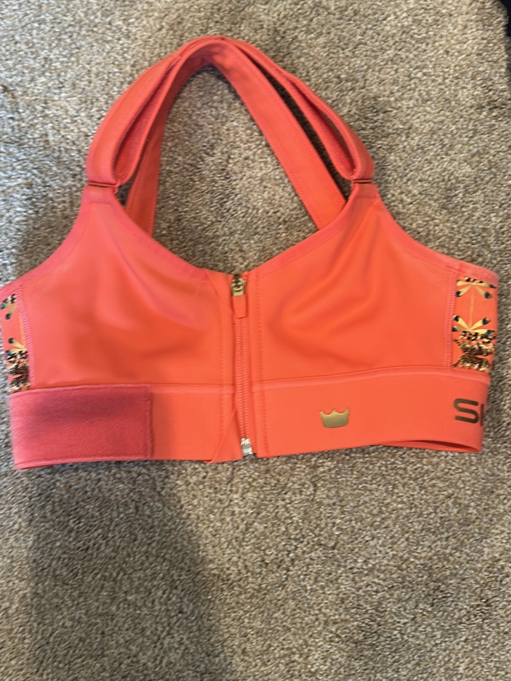 SHEFIT Coral Front-Zip Sports bra